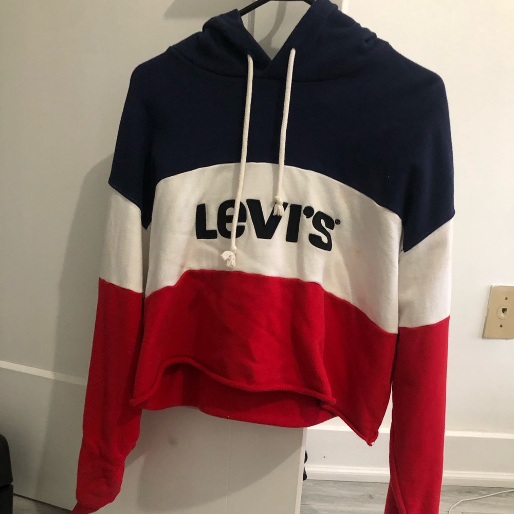 Levi’s cropped hoodie
